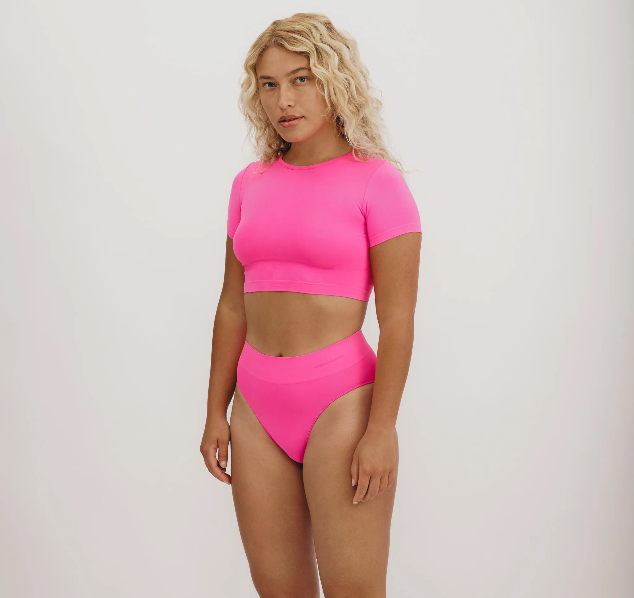 Smooth Crop Tee - Image 3